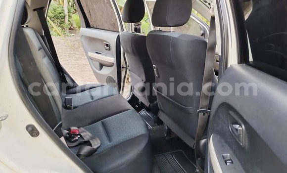 Nunua Ilio tumika Toyota IST Nyeupe Gari ndani ya Dar es Salaam nchini Dar es Salaam Nunua Ilio tumika Toyota IST Nyeupe Gari ndani ya Dar es Salaam nchini Dar es Salaam