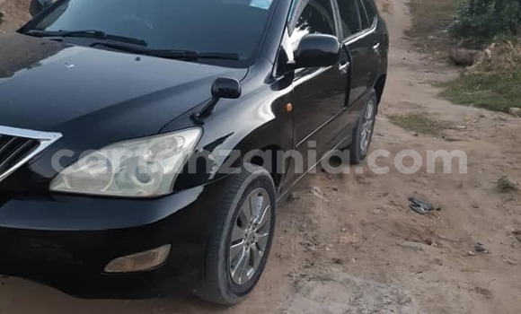 Buy Used Toyota Harrier Black Car in Dar es Salaam in Dar es Salaam