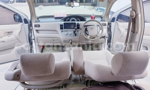 Nunua Ilio tumika Toyota Raum Fedha Gari ndani ya Dar es Salaam nchini Dar es Salaam Nunua Ilio tumika Toyota Raum Fedha Gari ndani ya Dar es Salaam nchini Dar es Salaam