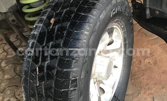 Nunua Ilio tumika Toyota Land Cruiser Nyeupe Gari ndani ya Dar es Salaam nchini Dar es Salaam Nunua Ilio tumika Toyota Land Cruiser Nyeupe Gari ndani ya Dar es Salaam nchini Dar es Salaam