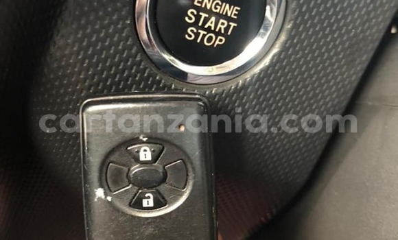 Nunua Ilio tumika Toyota IST Nyeusi Gari ndani ya Dar es Salaam nchini Dar es Salaam Nunua Ilio tumika Toyota IST Nyeusi Gari ndani ya Dar es Salaam nchini Dar es Salaam