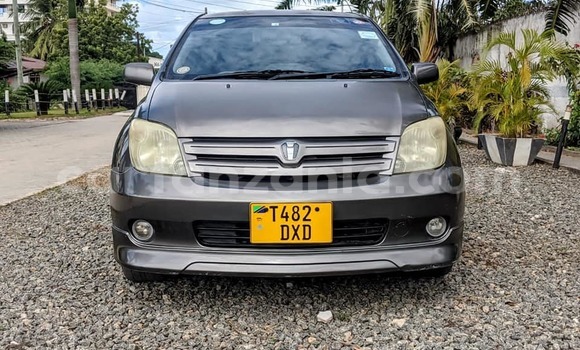 Nunua Ilio tumika Toyota IST Nyeusi Gari ndani ya Dar es Salaam nchini Dar es Salaam Nunua Ilio tumika Toyota IST Nyeusi Gari ndani ya Dar es Salaam nchini Dar es Salaam