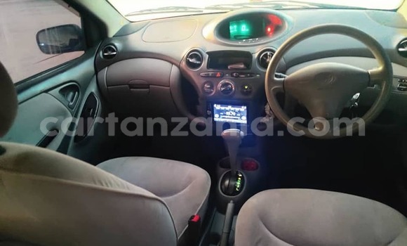 Nunua Ilio tumika Toyota Vitz Bluu Gari ndani ya Dar es Salaam nchini Dar es Salaam Nunua Ilio tumika Toyota Vitz Bluu Gari ndani ya Dar es Salaam nchini Dar es Salaam