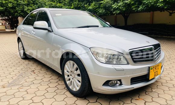 Nunua Ilio tumika Mercedes-Benz C250 coupe Fedha Gari ndani ya Dar es Salaam nchini Dar es Salaam Nunua Ilio tumika Mercedes-Benz C250 coupe Fedha Gari ndani ya Dar es Salaam nchini Dar es Salaam