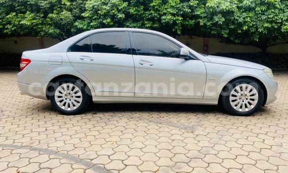 Nunua Ilio tumika Mercedes-Benz C250 coupe Fedha Gari ndani ya Dar es Salaam nchini Dar es Salaam Nunua Ilio tumika Mercedes-Benz C250 coupe Fedha Gari ndani ya Dar es Salaam nchini Dar es Salaam