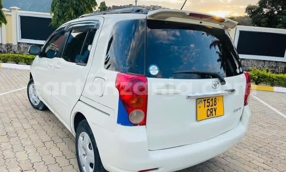 Buy Used Toyota Raum White Car in Mwanga in Kilimanjaro Buy Used Toyota Raum White Car in Mwanga in Kilimanjaro