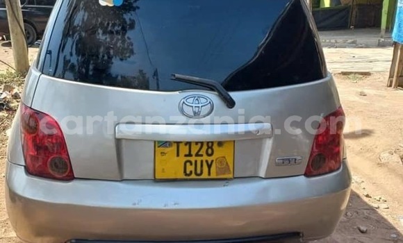 Buy Used Toyota IST Silver Car in Mwanga in Kilimanjaro Buy Used Toyota IST Silver Car in Mwanga in Kilimanjaro