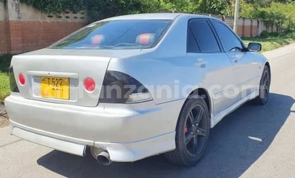 Nunua Ilio tumika Toyota Altezza Fedha Gari ndani ya Mwanga nchini Kilimanjaro Nunua Ilio tumika Toyota Altezza Fedha Gari ndani ya Mwanga nchini Kilimanjaro