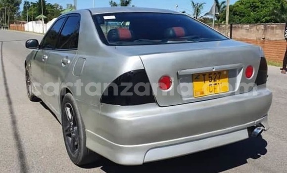 Nunua Ilio tumika Toyota Altezza Fedha Gari ndani ya Mwanga nchini Kilimanjaro Nunua Ilio tumika Toyota Altezza Fedha Gari ndani ya Mwanga nchini Kilimanjaro