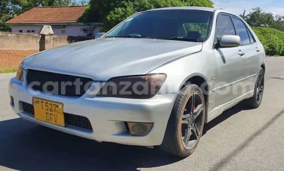 Nunua Ilio tumika Toyota Altezza Fedha Gari ndani ya Mwanga nchini Kilimanjaro Nunua Ilio tumika Toyota Altezza Fedha Gari ndani ya Mwanga nchini Kilimanjaro