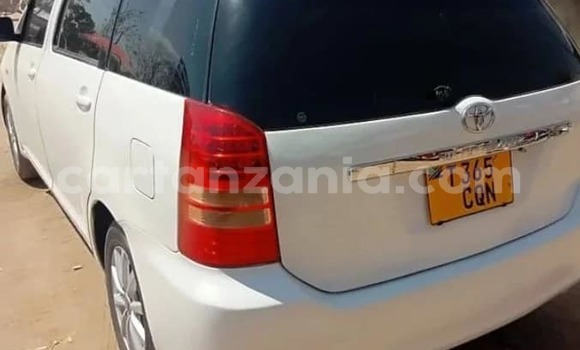 Nunua Ilio tumika Toyota Wish Nyeupe Gari ndani ya Mwanga nchini Kilimanjaro Nunua Ilio tumika Toyota Wish Nyeupe Gari ndani ya Mwanga nchini Kilimanjaro