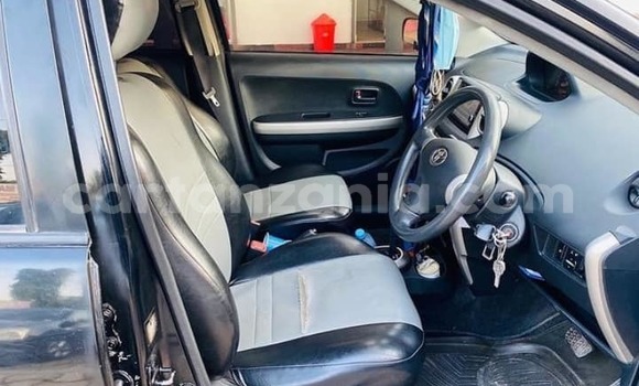 Nunua Ilio tumika Toyota IST Nyeusi Gari ndani ya Mwanga nchini Kilimanjaro Nunua Ilio tumika Toyota IST Nyeusi Gari ndani ya Mwanga nchini Kilimanjaro