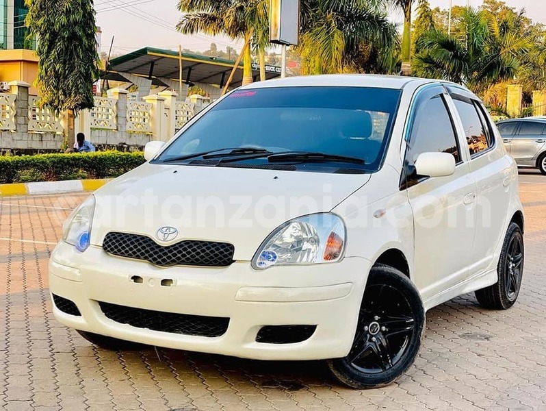 Big with watermark toyota vitz kilimanjaro mwanga 15033