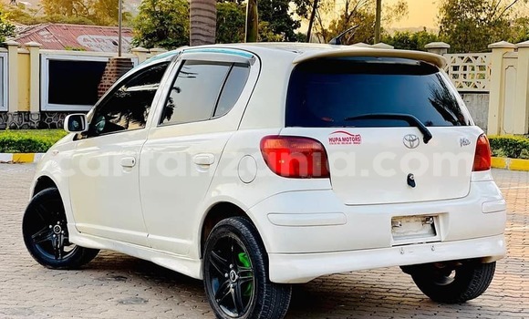 Buy Used Toyota Vitz White Car in Mwanga in Kilimanjaro Buy Used Toyota Vitz White Car in Mwanga in Kilimanjaro