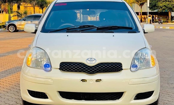 Buy Used Toyota Vitz White Car in Mwanga in Kilimanjaro Buy Used Toyota Vitz White Car in Mwanga in Kilimanjaro