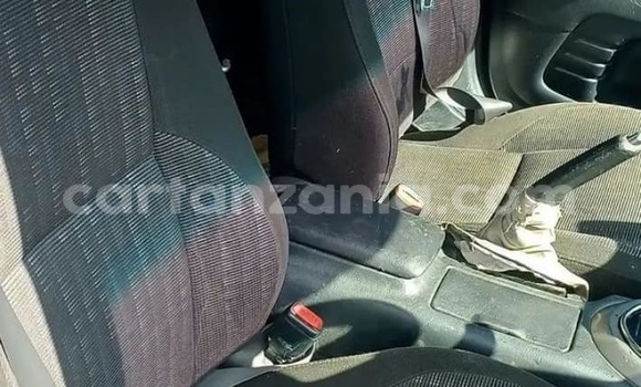 Nunua Ilio tumika Toyota Altezza Fedha Gari ndani ya Mwanga nchini Kilimanjaro Nunua Ilio tumika Toyota Altezza Fedha Gari ndani ya Mwanga nchini Kilimanjaro