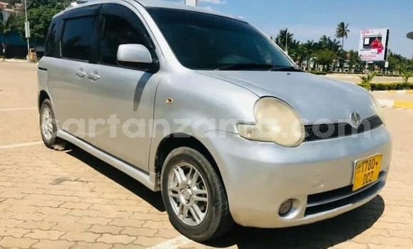 Nunua Ilio tumika Toyota Sienta Fedha Gari ndani ya Mwanga nchini Kilimanjaro Nunua Ilio tumika Toyota Sienta Fedha Gari ndani ya Mwanga nchini Kilimanjaro