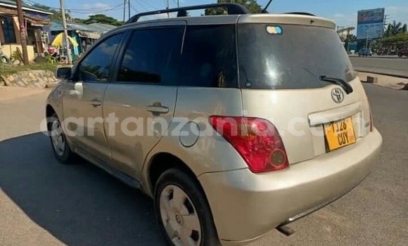 Nunua Ilio tumika Toyota IST Beige Gari ndani ya Mwanga nchini Kilimanjaro Nunua Ilio tumika Toyota IST Beige Gari ndani ya Mwanga nchini Kilimanjaro