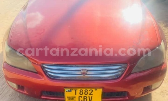 Nunua Ilio tumika Toyota Altezza Nyekundu Gari ndani ya Mwanga nchini Kilimanjaro