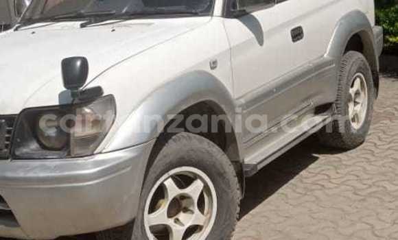 Buy Used Toyota Land Cruiser Prado White Car in Dar es Salaam in Dar es Salaam