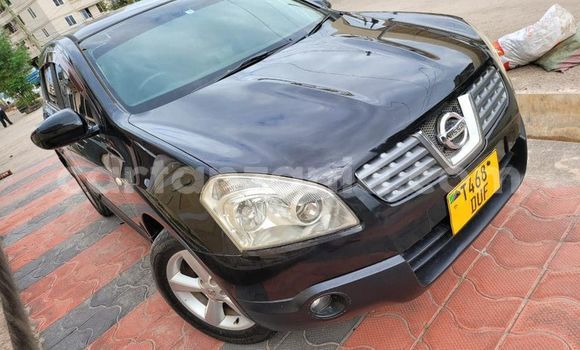 Nunua Ilio tumika Nissan Dualis Nyeusi Gari ndani ya Dar es Salaam nchini Dar es Salaam