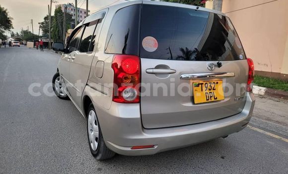 Buy Used Toyota Raum Silver Car in Dar es Salaam in Dar es Salaam Buy Used Toyota Raum Silver Car in Dar es Salaam in Dar es Salaam