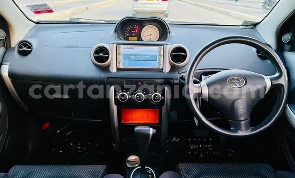 Buy Used Toyota IST White Car in Dar es Salaam in Dar es Salaam Buy Used Toyota IST White Car in Dar es Salaam in Dar es Salaam