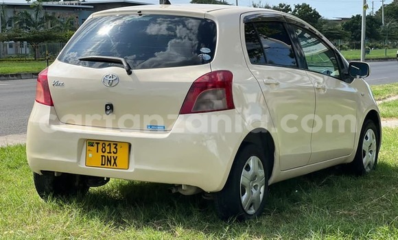 Nunua Ilio tumika Toyota Vitz Beige Gari ndani ya Dar es Salaam nchini Dar es Salaam Nunua Ilio tumika Toyota Vitz Beige Gari ndani ya Dar es Salaam nchini Dar es Salaam