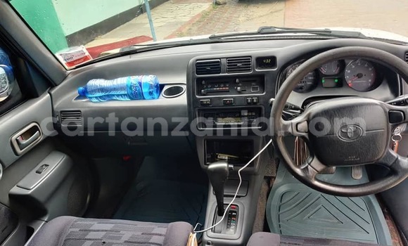 Buy Used Toyota RAV4 Silver Car in Dar es Salaam in Dar es Salaam Buy Used Toyota RAV4 Silver Car in Dar es Salaam in Dar es Salaam