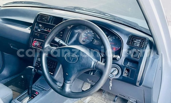 Buy Used Toyota RAV4 Silver Car in Dar es Salaam in Dar es Salaam Buy Used Toyota RAV4 Silver Car in Dar es Salaam in Dar es Salaam