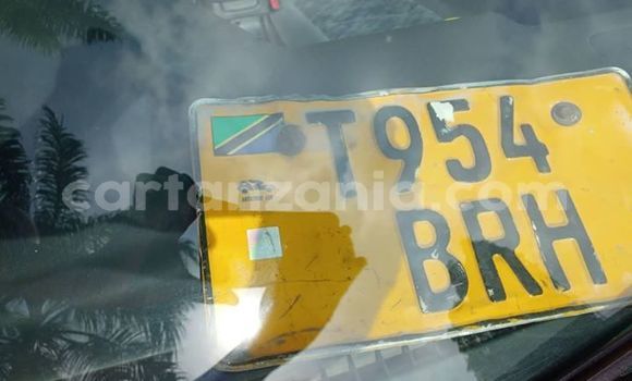 Buy Import Toyota Carina White Car in Dar es Salaam in Dar es Salaam Buy Import Toyota Carina White Car in Dar es Salaam in Dar es Salaam