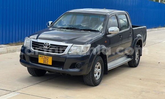 Nunua Ilio tumika Toyota Hilux Nyeusi Gari ndani ya Dar es Salaam nchini Dar es Salaam Nunua Ilio tumika Toyota Hilux Nyeusi Gari ndani ya Dar es Salaam nchini Dar es Salaam