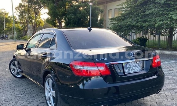 Buy Used Mercedes‒Benz E–Class Black Car in Dar es Salaam in Dar es Salaam