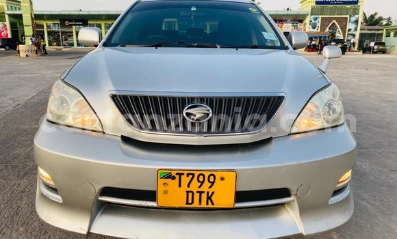 Buy Used Toyota Harrier Silver Car in Dar es Salaam in Dar es Salaam Buy Used Toyota Harrier Silver Car in Dar es Salaam in Dar es Salaam