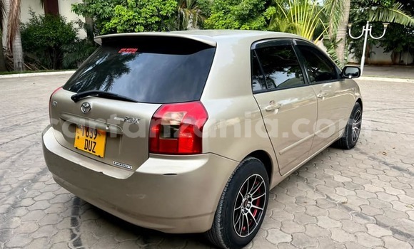 Buy Used Toyota Runx Brown Car in Dar es Salaam in Dar es Salaam Buy Used Toyota Runx Brown Car in Dar es Salaam in Dar es Salaam