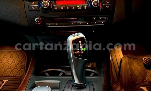 Nunua Ilio tumika BMW X5 Nyeusi Gari ndani ya Dar es Salaam nchini Dar es Salaam Nunua Ilio tumika BMW X5 Nyeusi Gari ndani ya Dar es Salaam nchini Dar es Salaam