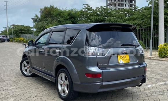 Buy Used Mitsubishi Outlander Black Car in Dar es Salaam in Dar es Salaam Buy Used Mitsubishi Outlander Black Car in Dar es Salaam in Dar es Salaam