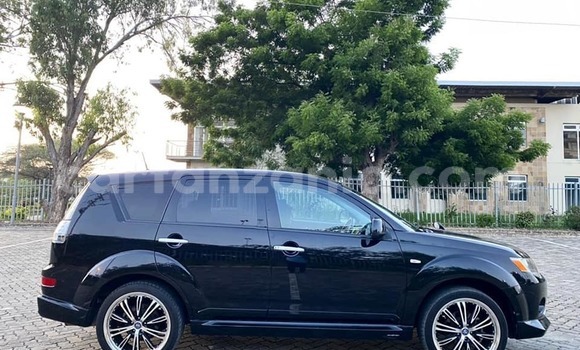 Buy Used Mitsubishi Outlander Black Car in Dar es Salaam in Dar es Salaam Buy Used Mitsubishi Outlander Black Car in Dar es Salaam in Dar es Salaam