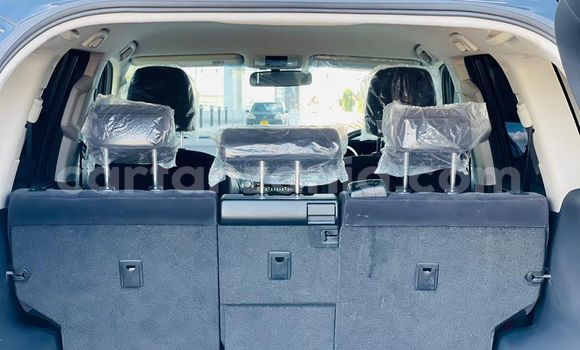 Nunua Imported Toyota Prado Nyeusi Gari ndani ya Dar es Salaam nchini Dar es Salaam Nunua Imported Toyota Prado Nyeusi Gari ndani ya Dar es Salaam nchini Dar es Salaam