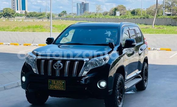Nunua Imported Toyota Prado Nyeusi Gari ndani ya Dar es Salaam nchini Dar es Salaam Nunua Imported Toyota Prado Nyeusi Gari ndani ya Dar es Salaam nchini Dar es Salaam