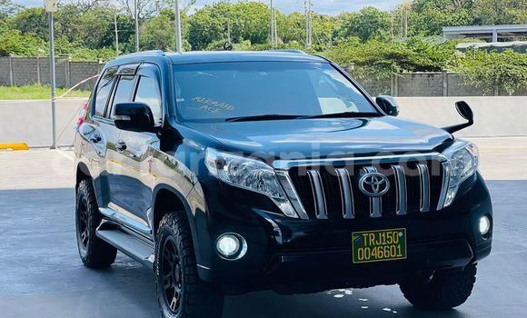 Nunua Imported Toyota Prado Nyeusi Gari ndani ya Dar es Salaam nchini Dar es Salaam Nunua Imported Toyota Prado Nyeusi Gari ndani ya Dar es Salaam nchini Dar es Salaam
