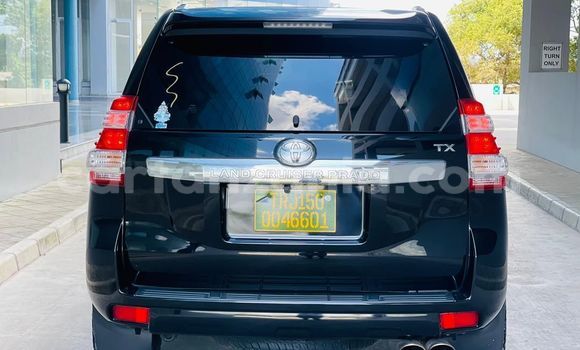 Nunua Imported Toyota Prado Nyeusi Gari ndani ya Dar es Salaam nchini Dar es Salaam Nunua Imported Toyota Prado Nyeusi Gari ndani ya Dar es Salaam nchini Dar es Salaam