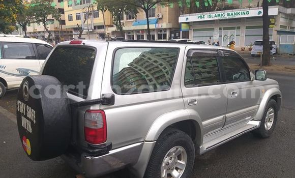 Nunua Imported Toyota Surf Fedha Gari ndani ya Dar es Salaam nchini Dar es Salaam Nunua Imported Toyota Surf Fedha Gari ndani ya Dar es Salaam nchini Dar es Salaam