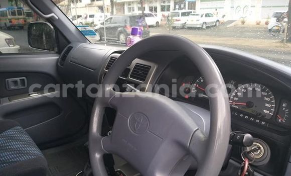 Nunua Imported Toyota Surf Fedha Gari ndani ya Dar es Salaam nchini Dar es Salaam Nunua Imported Toyota Surf Fedha Gari ndani ya Dar es Salaam nchini Dar es Salaam
