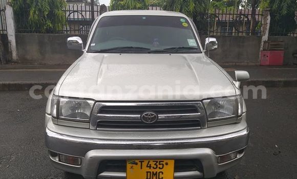 Nunua Imported Toyota Surf Fedha Gari ndani ya Dar es Salaam nchini Dar es Salaam Nunua Imported Toyota Surf Fedha Gari ndani ya Dar es Salaam nchini Dar es Salaam