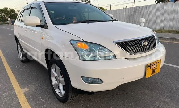 Nunua Ilio tumika Toyota Harrier Nyeupe Gari ndani ya Dar es Salaam nchini Dar es Salaam Nunua Ilio tumika Toyota Harrier Nyeupe Gari ndani ya Dar es Salaam nchini Dar es Salaam