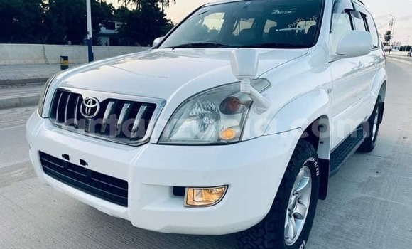 Buy Used Toyota Land Cruiser Prado White Car in Dar es Salaam in Dar es Salaam