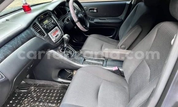 Nunua Ilio tumika Toyota Kluger Nyeusi Gari ndani ya Dar es Salaam nchini Dar es Salaam Nunua Ilio tumika Toyota Kluger Nyeusi Gari ndani ya Dar es Salaam nchini Dar es Salaam
