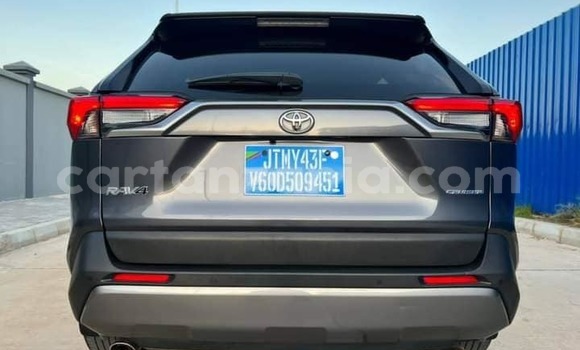 Nunua Ilio tumika Toyota RAV4 Nyeusi Gari ndani ya Dar es Salaam nchini Dar es Salaam Nunua Ilio tumika Toyota RAV4 Nyeusi Gari ndani ya Dar es Salaam nchini Dar es Salaam