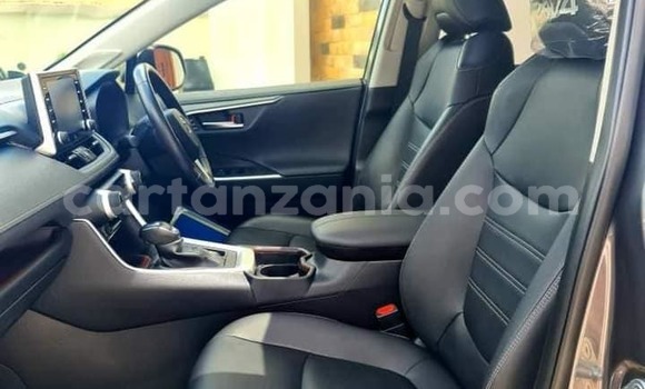Nunua Ilio tumika Toyota RAV4 Nyeusi Gari ndani ya Dar es Salaam nchini Dar es Salaam Nunua Ilio tumika Toyota RAV4 Nyeusi Gari ndani ya Dar es Salaam nchini Dar es Salaam